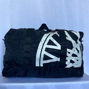 Soul Cycle Duffle Bag Large Black and White Graffiti Outer Pocket Travel Gym EUC